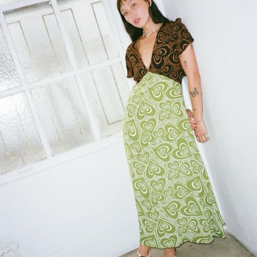 Lisa Says Gah Grace Midi Swirly Hearts Dress